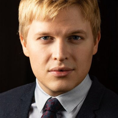 ronan-farrow